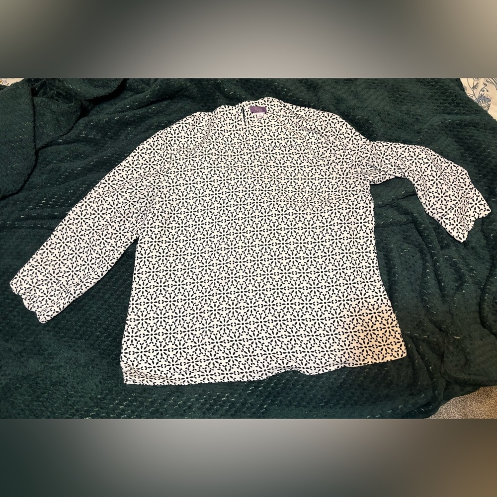 Truly Poppy Korra Scallop Edge 3/4 Sleeve Blouse